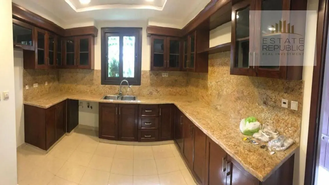 Luxury Villa for Sale in Estate Republic
