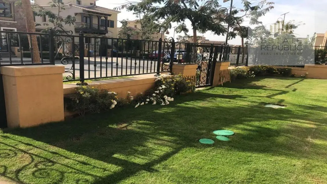 Luxury Villa for Sale in Estate Republic