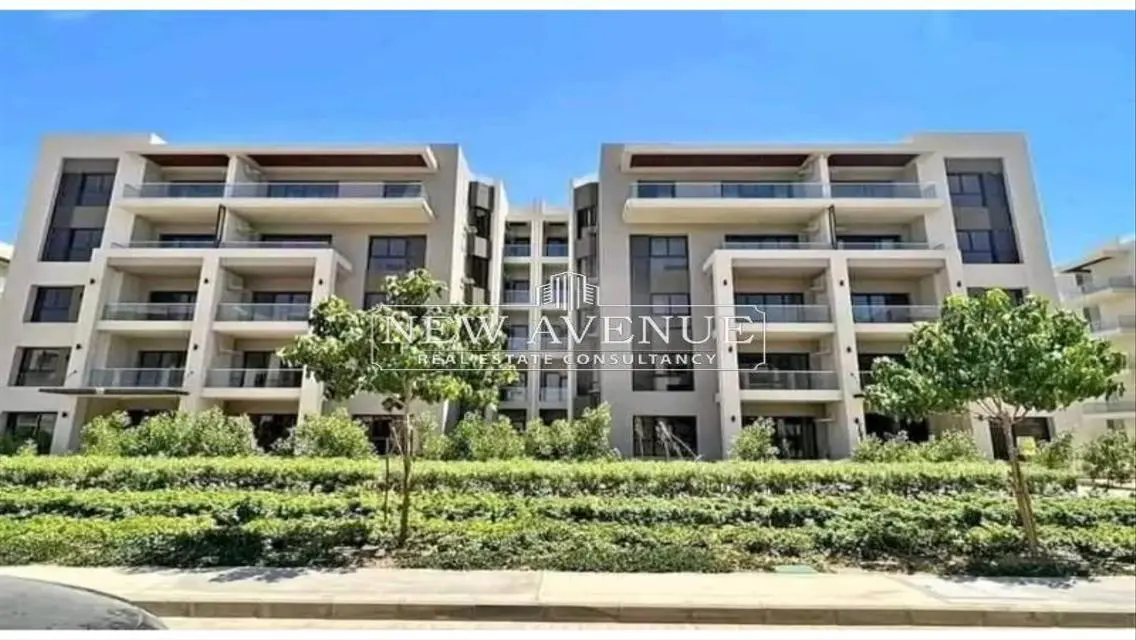 Luxurious Apartment with Spacious Design and Stunning View