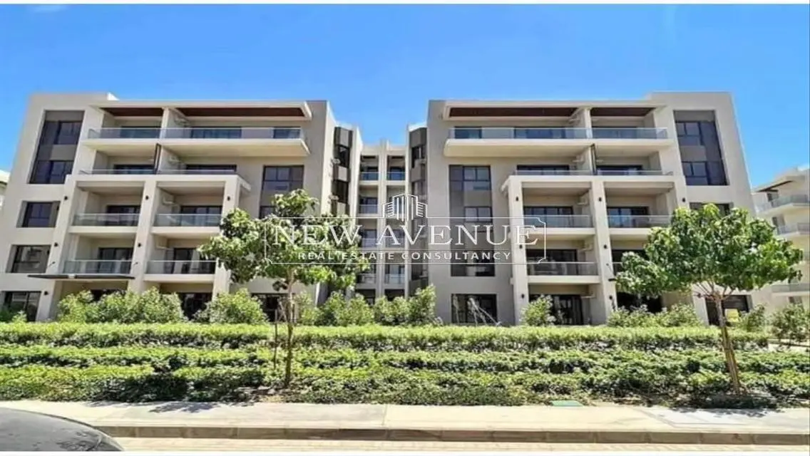 Luxurious Apartment with Spacious Design and Stunning View