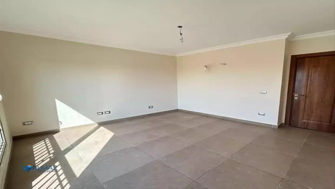 Stunning Apartment for Sale with Balcony in Prime Location