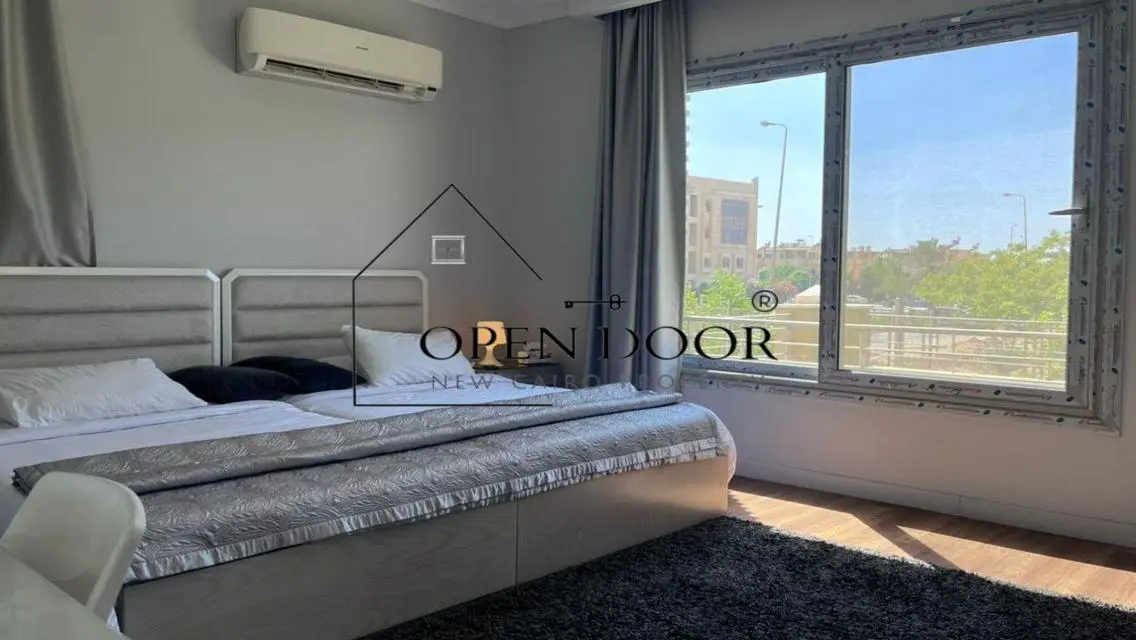 Luxury Apartment with Central Air Conditioning in a Prime Location