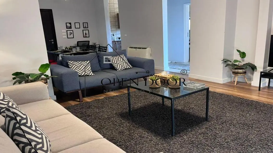 Luxury Apartment with Central Air Conditioning in a Prime Location
