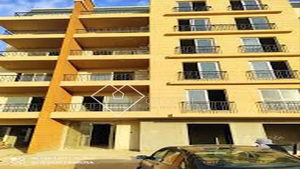 Luxury Apartment with Private Garden in the Heart of the City