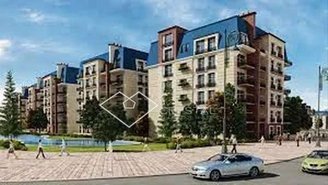 Luxury Apartment with Private Garden in the Heart of the City