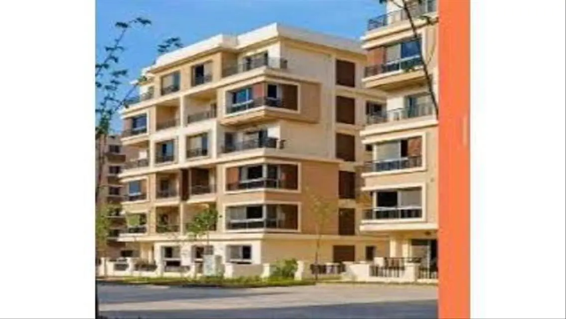 Luxury Villa for Sale with All Amenities Near Lakes