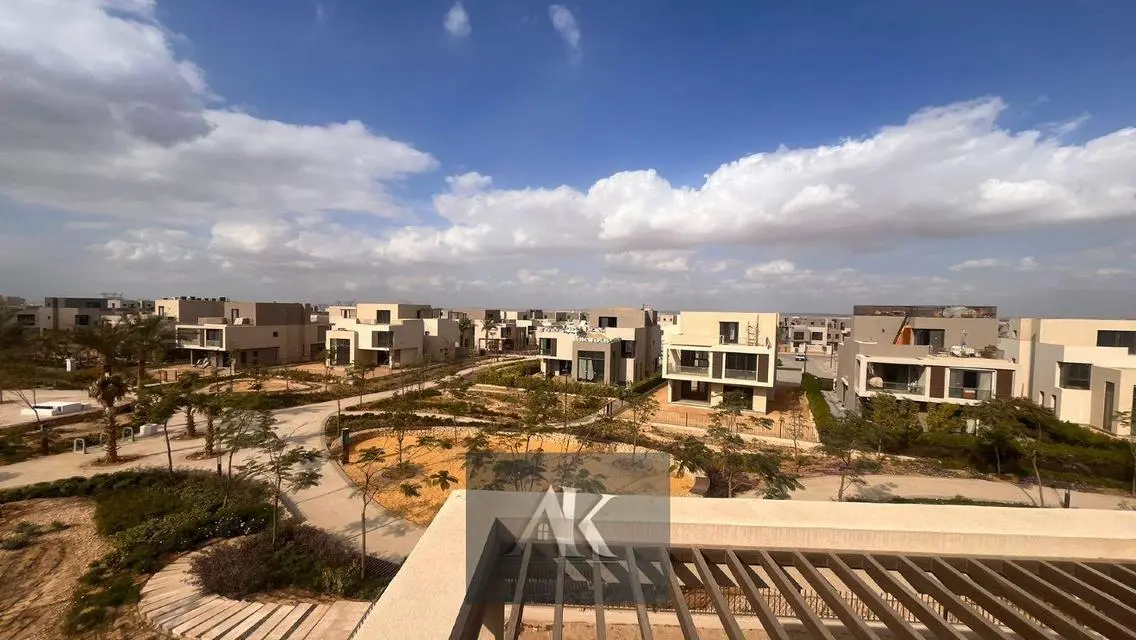 Luxury Apartment with Lakeside View for Sale