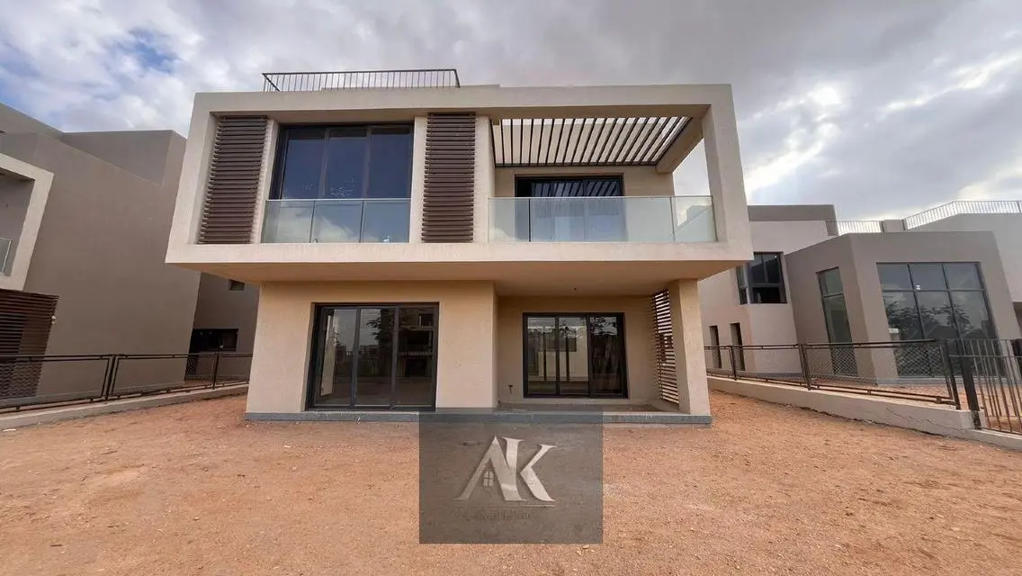 Luxury Apartment with Lakeside View for Sale