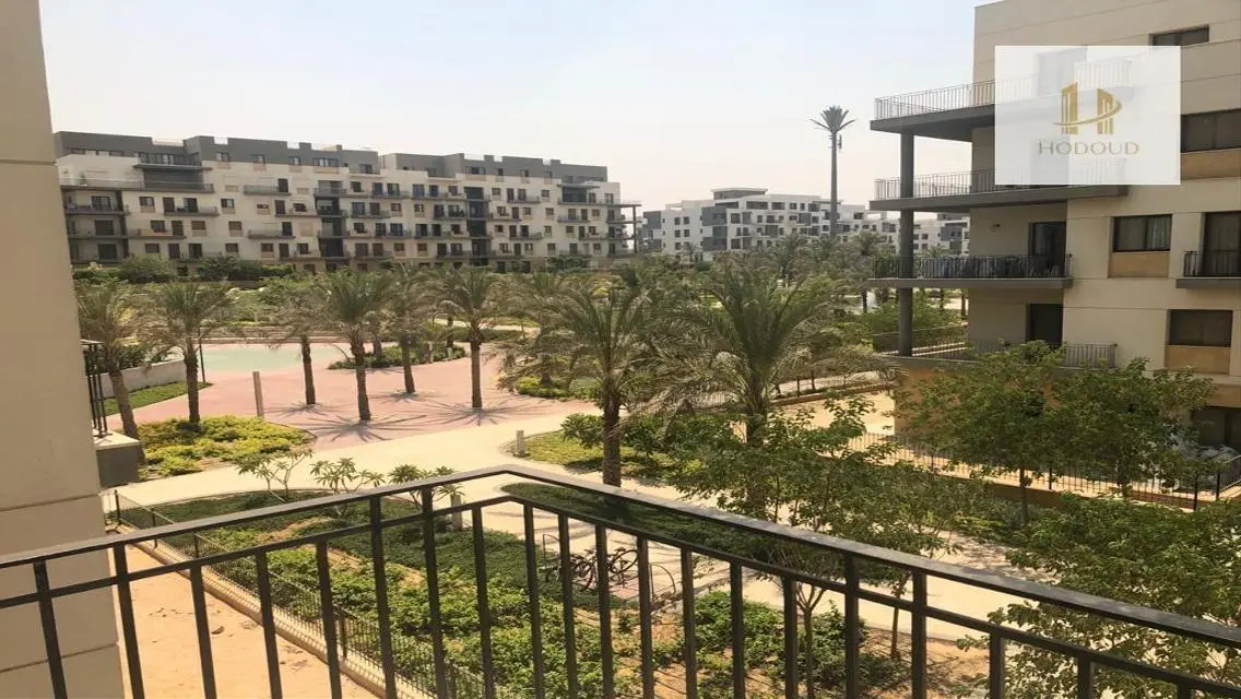 Spacious 205 sqm Apartment with Central Air Conditioning and Security