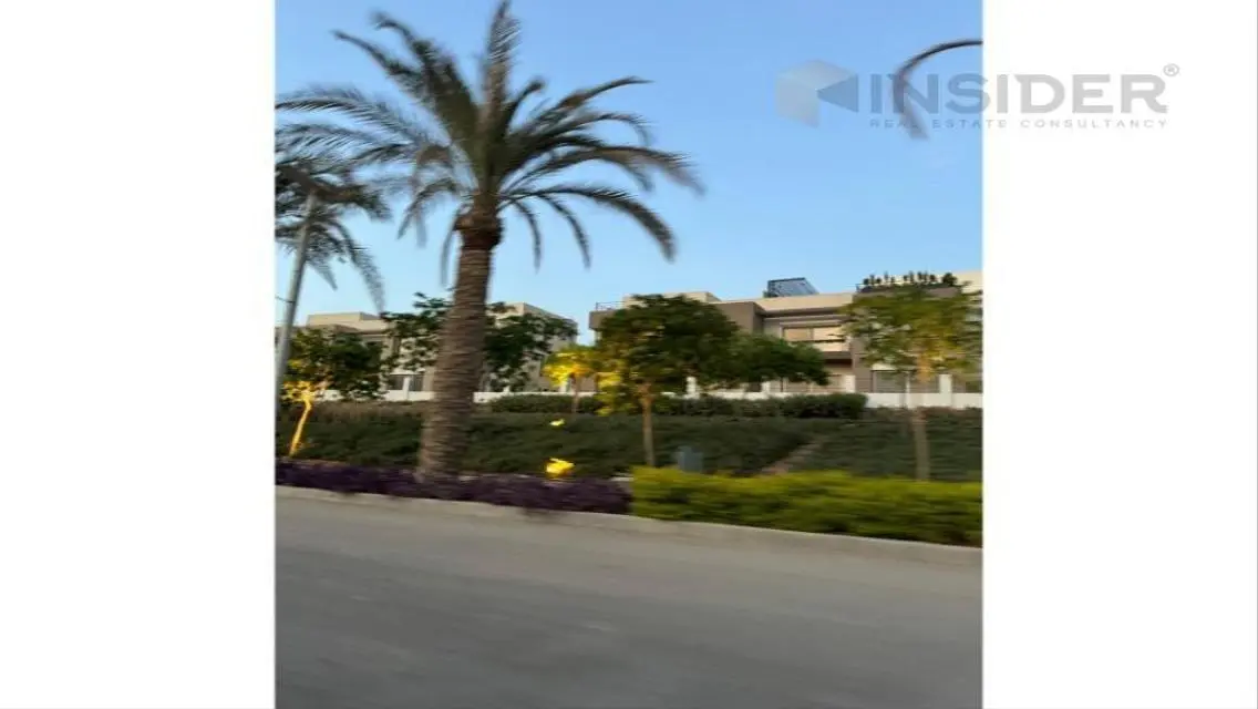 Luxury Apartment for Rent Overlooking Lakes