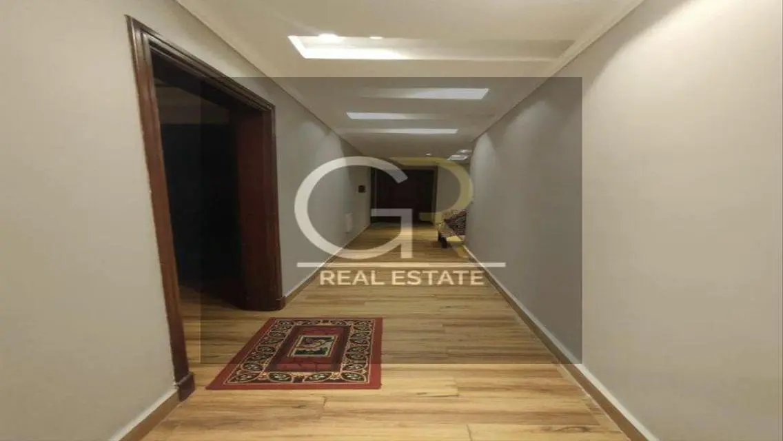 Luxury 3-Bedroom Apartment with Security