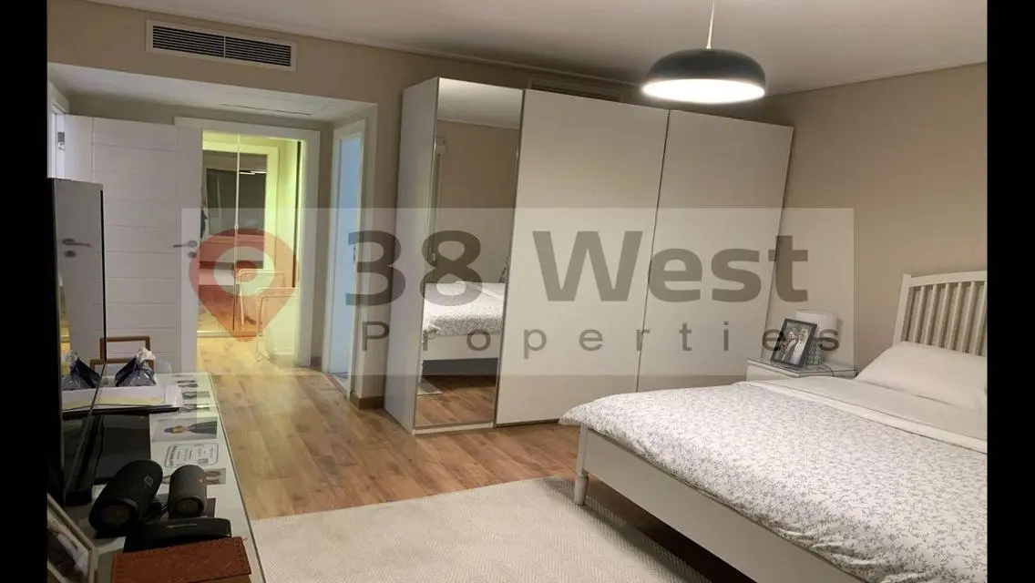 Luxury Villa 250 sqm with Lake View