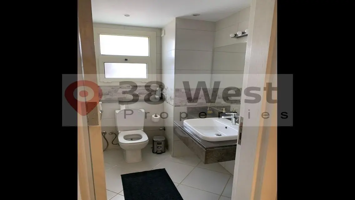 Luxury Villa 250 sqm with Lake View