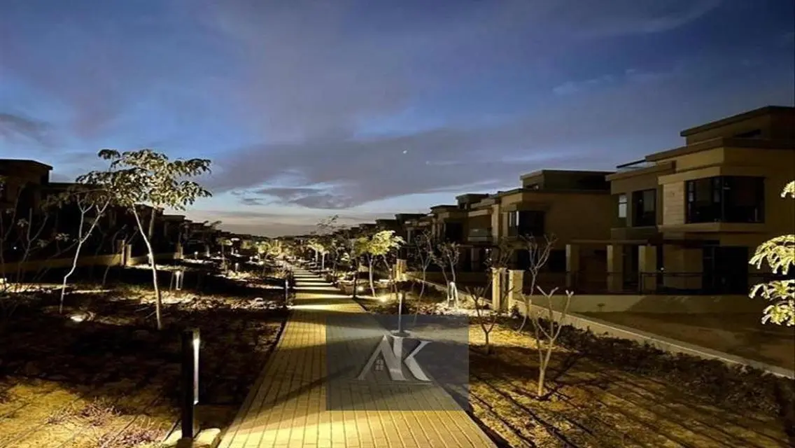 Luxury Property with Private Garden and Shared Pool