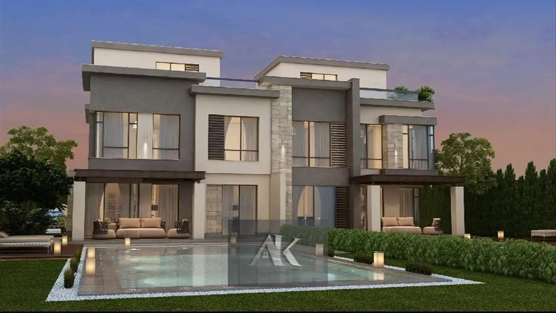 Luxury Property with Private Garden and Shared Pool