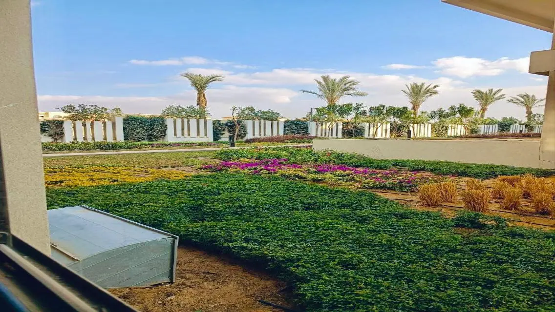 Luxury Villa in Sodic - 165