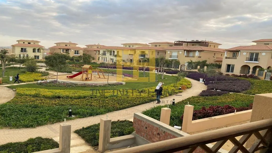 شقة فاخرة للبيع في سانتا لوتشيا