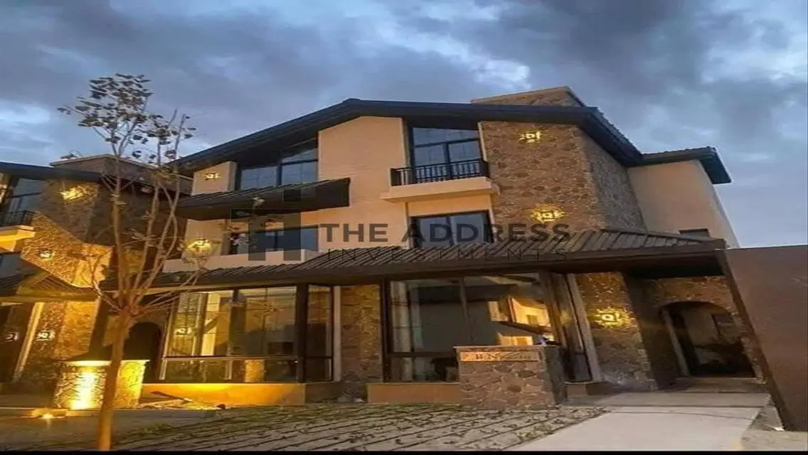 Luxurious Villa for Sale in Palm Hills New Cairo