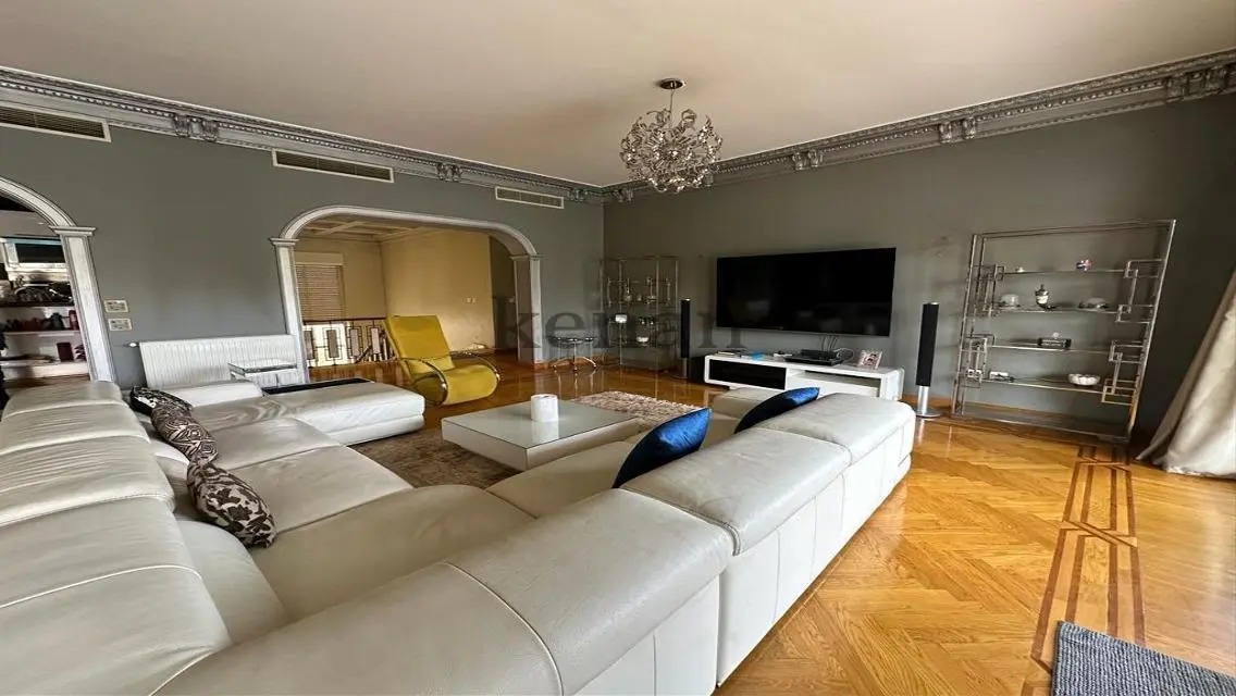 Modern Apartment for Sale with Private Garden