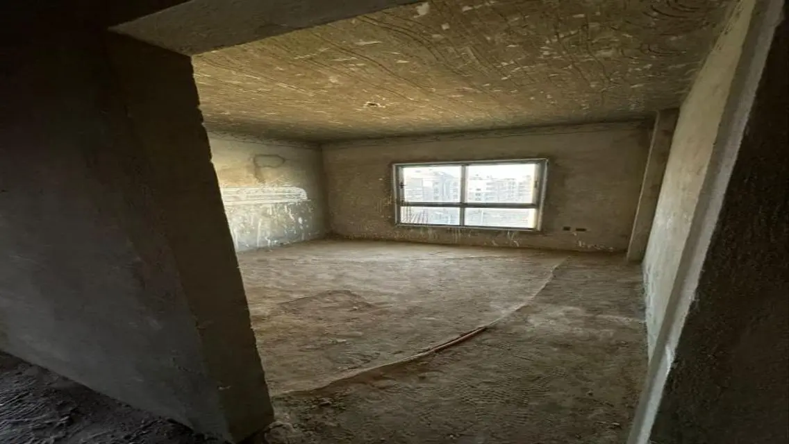 4 Bedroom Apartment with Security Guard and Balcony in a Prime Location