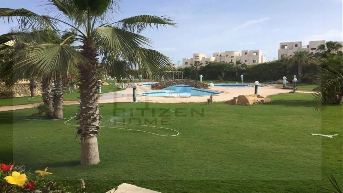 شاليه فاخر مع حديقة خاصة وإطلالة على البحيرات
