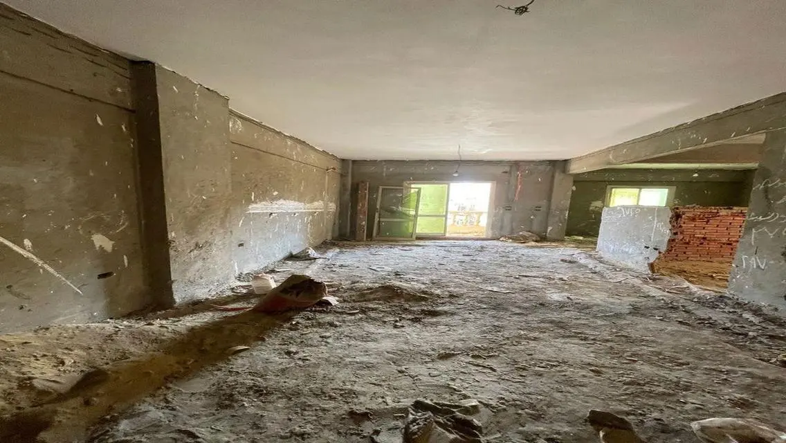 Luxury Apartment for Sale with Balcony