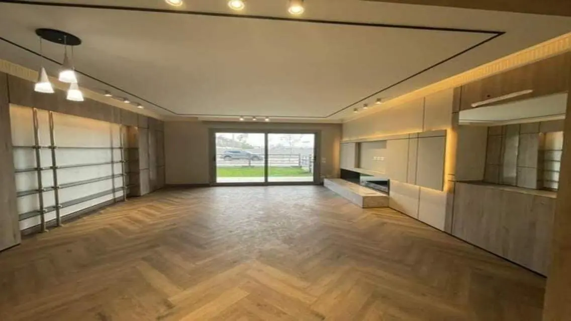 Luxurious Villa for Sale in a Prime Location