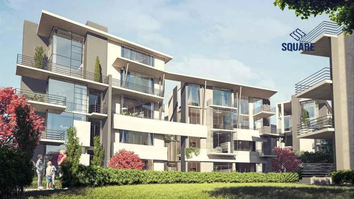 Luxury Apartment Overlooking Lakes