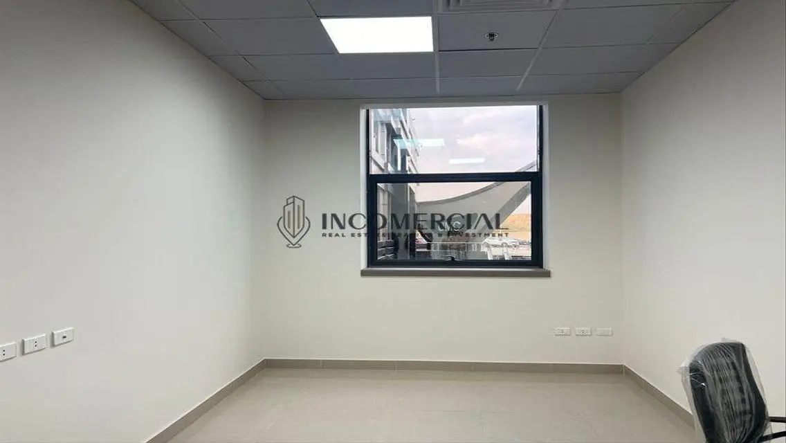 Unique Investment Opportunity: 90 sqm Office in the Heart of the City