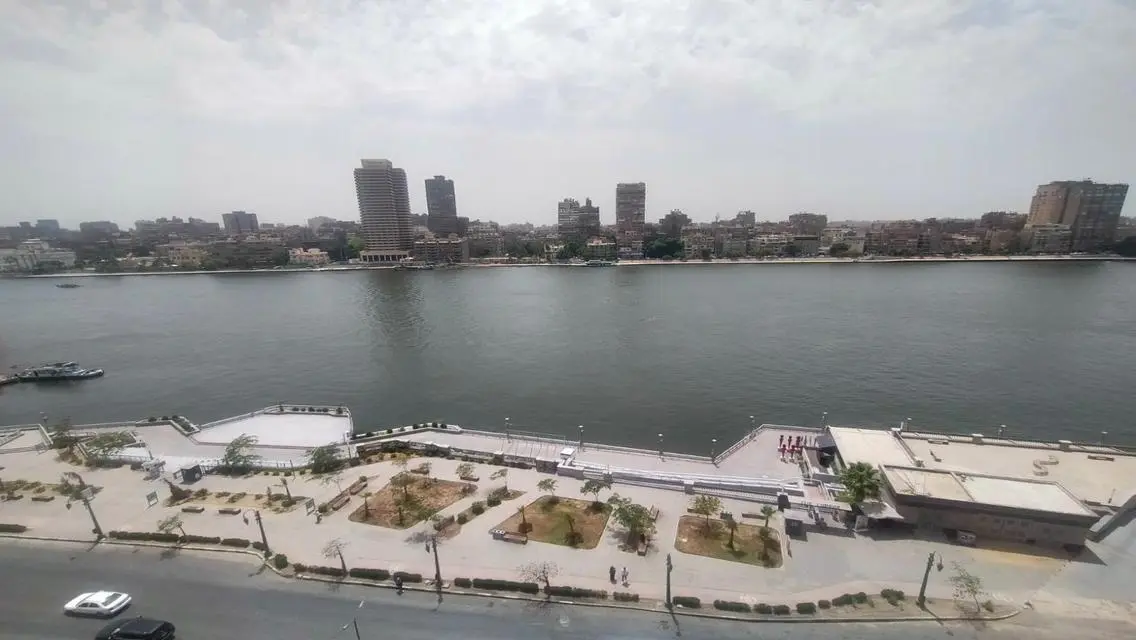 شقة فاخرة للبيع بإطلالة على البحيرات