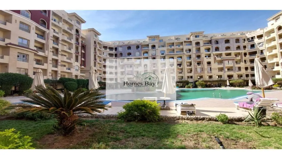 شقة فاخرة تطل على البحيرات مع amenities مذهلة