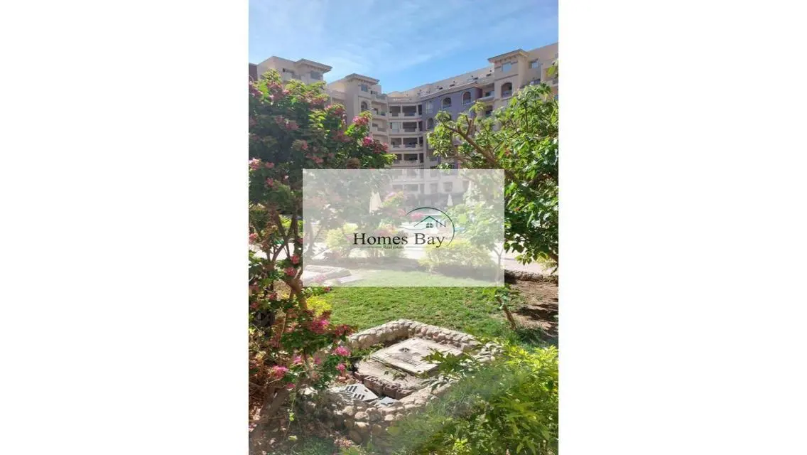 شقة فاخرة تطل على البحيرات مع amenities مذهلة