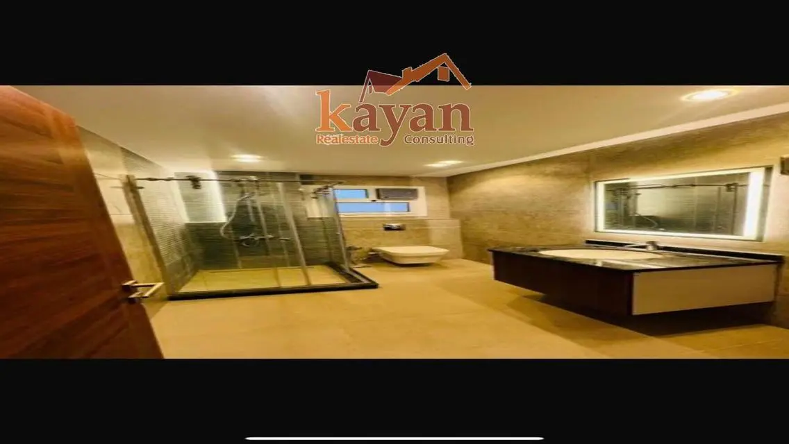 Luxury Apartment in Hyde Out, Santa Lucia