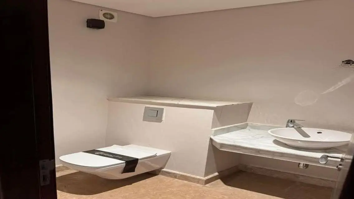 Stunning Apartment with Luxurious Features Perfect for Families