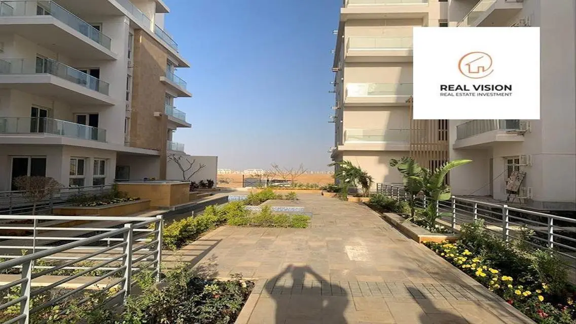 Luxury Villa for Sale in Icity October