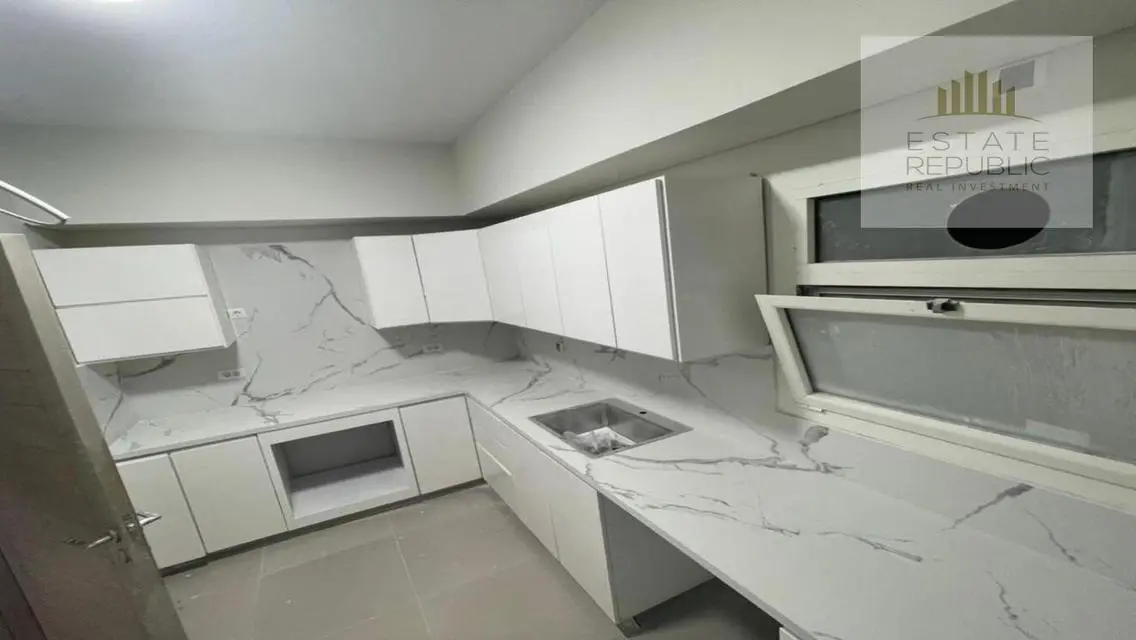 Apartment in Republic with Balcony and Shared Pool