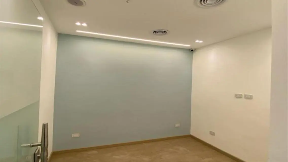 Investment Opportunity: Modern Office for Sale in a Central Location