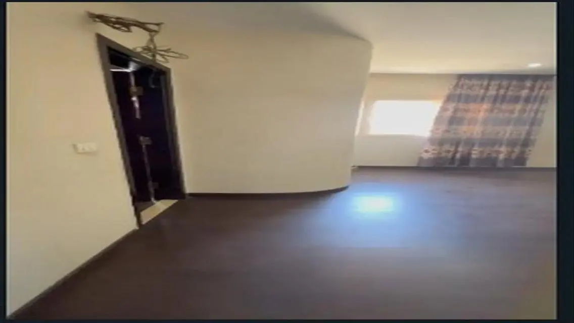 Luxury Villa with 200 sqm and Private Garden
