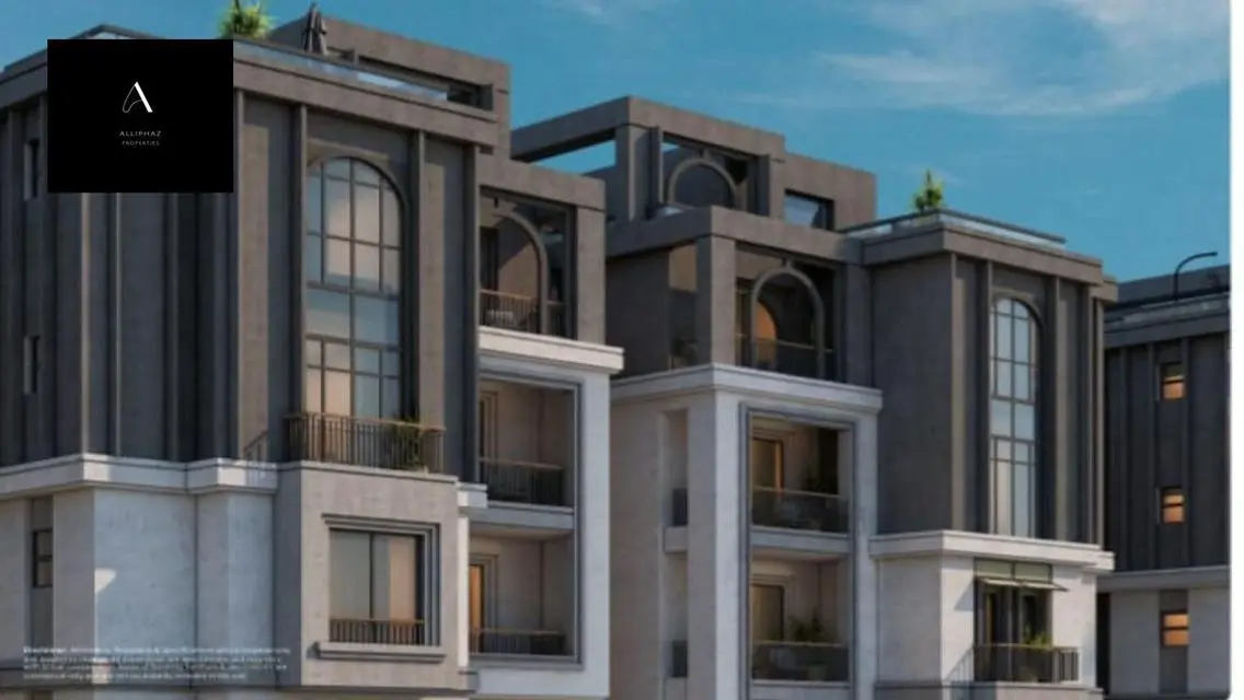 Luxury Apartment Overlooking the Lake with Exceptional Amenities