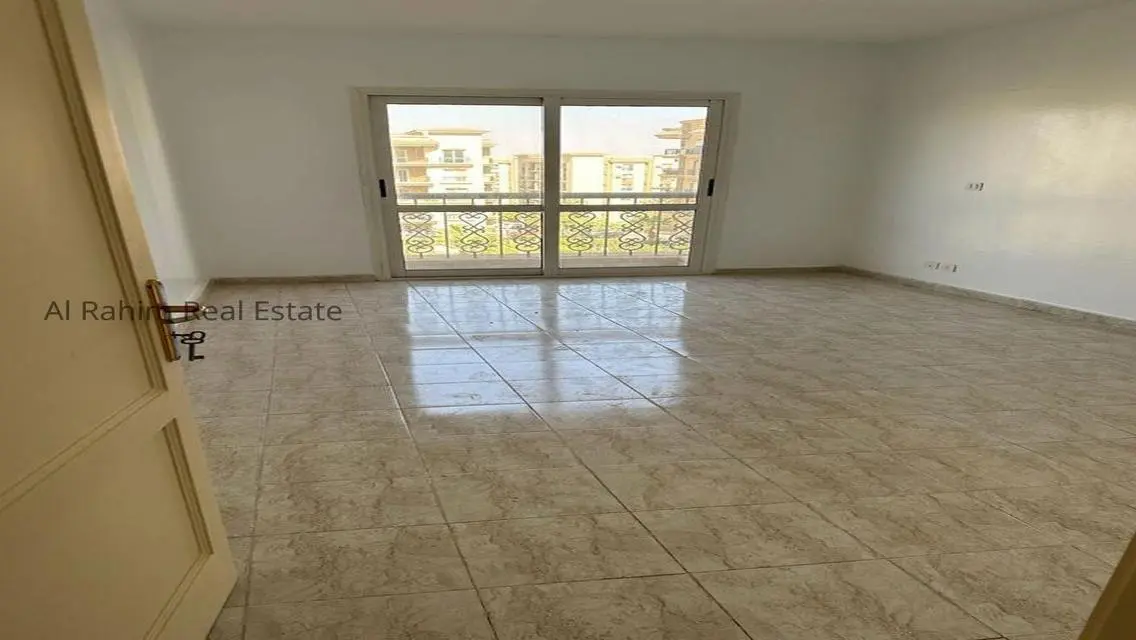Stunning Apartment for Sale in 131
