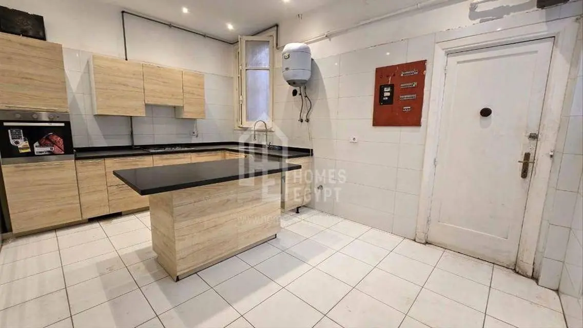 High Ceilings Office for Rent in Zamalek