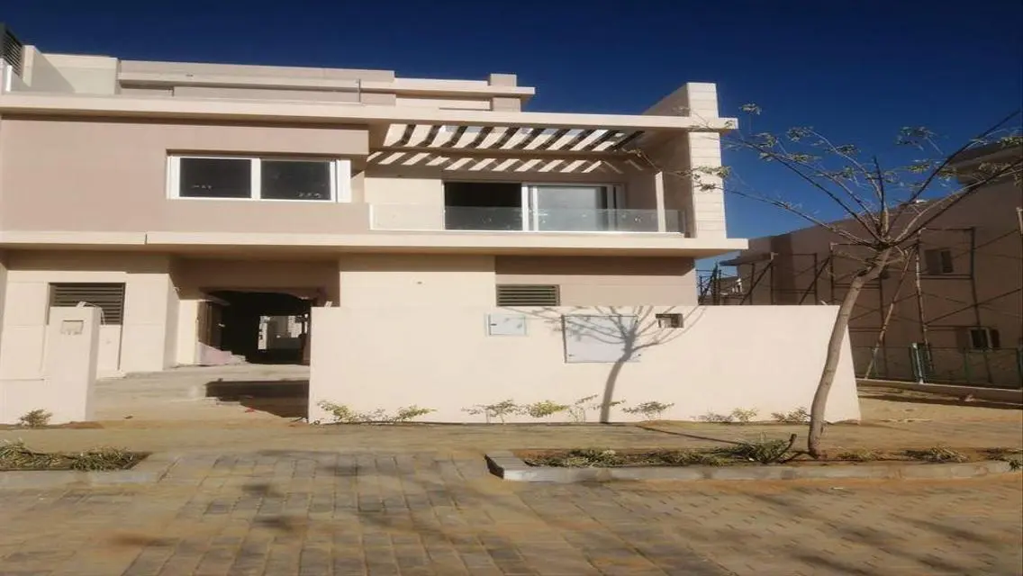Luxury Apartment for Rent with Spacious Facilities in the City Center
