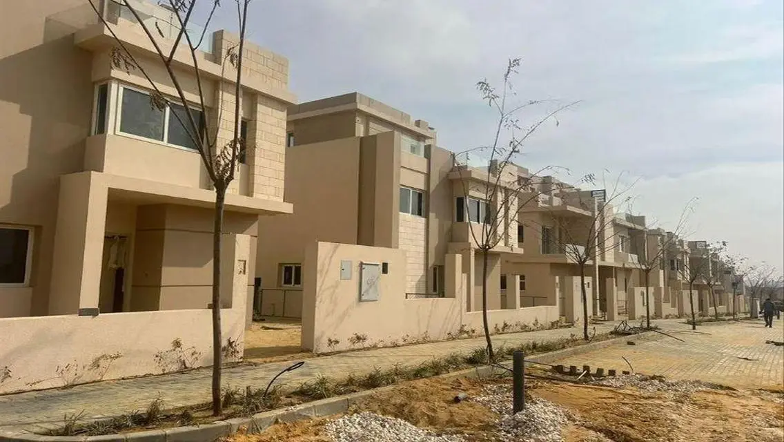 Luxury Apartment for Rent with Spacious Facilities in the City Center