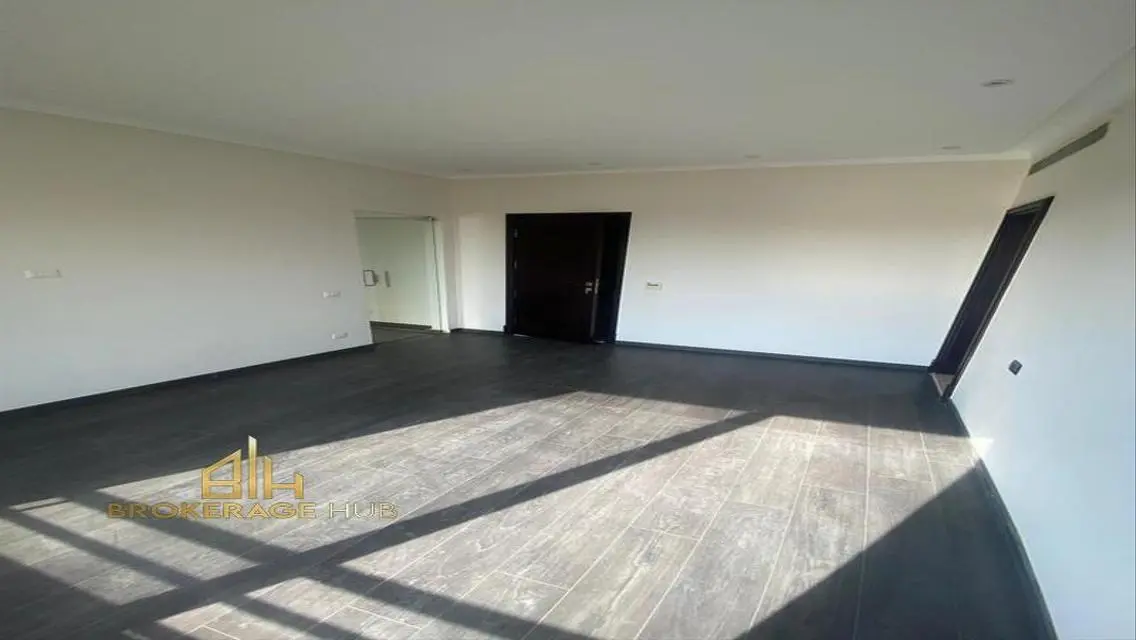 شقة فاخرة في الهابط - القاهرة الجديدة - 299 متر مربع