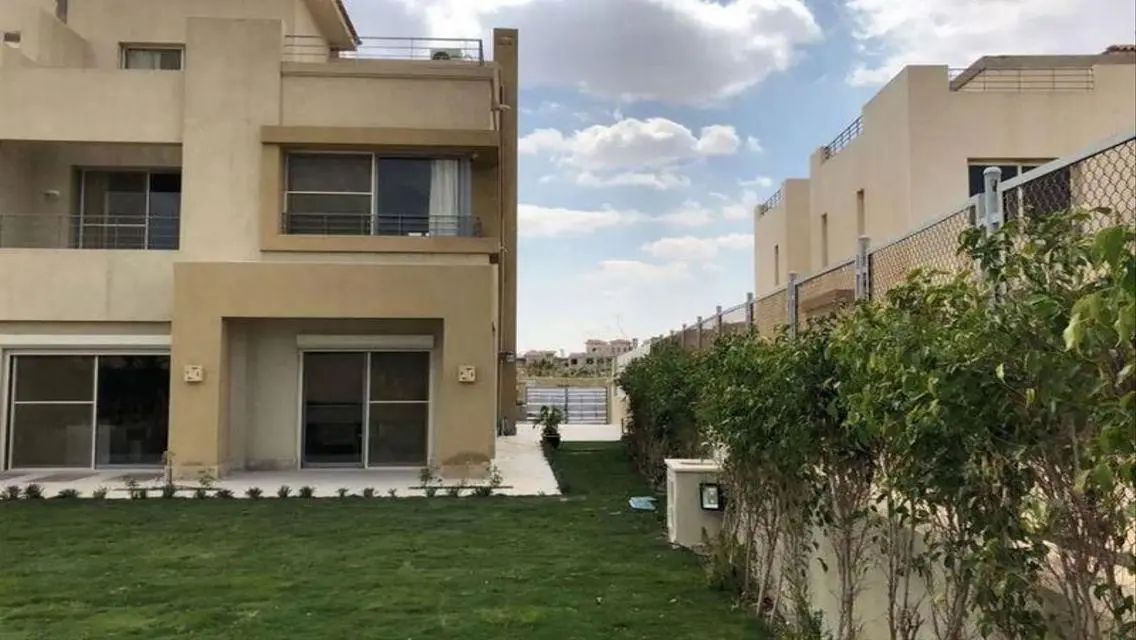 Luxurious Apartment with Exclusive Amenities