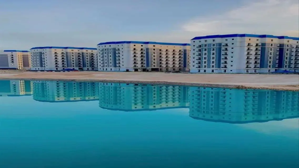Luxurious Villa with Spacious Features and Amenities