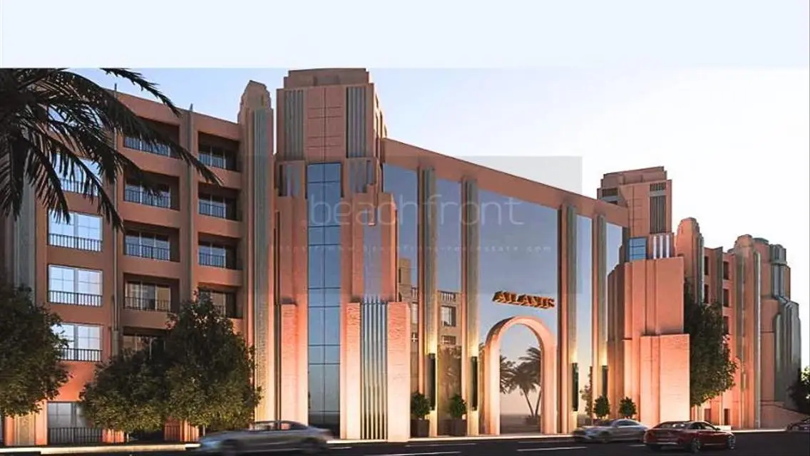Luxury Apartment with Lake View and Premium Amenities