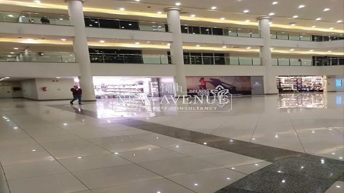 Modern Office with Luxurious Amenities for Sale
