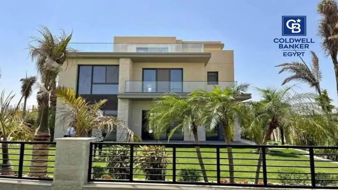 Luxury Villa for Sale with 2030 Sqm Nearby Lakes