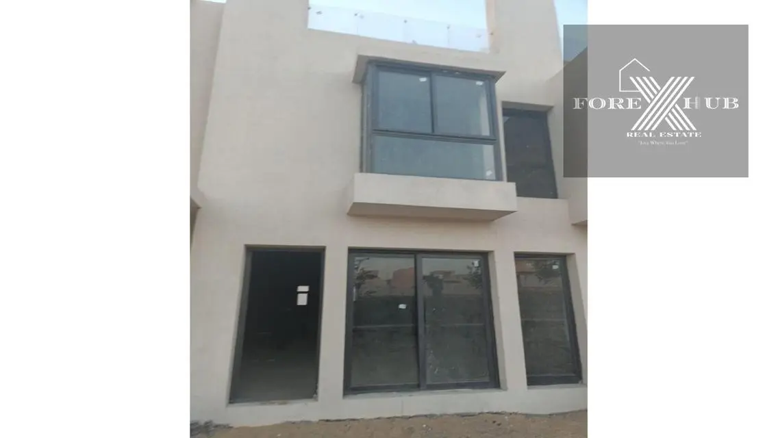 Orascom O-West - Luxury Villa with Private Pool and Garden